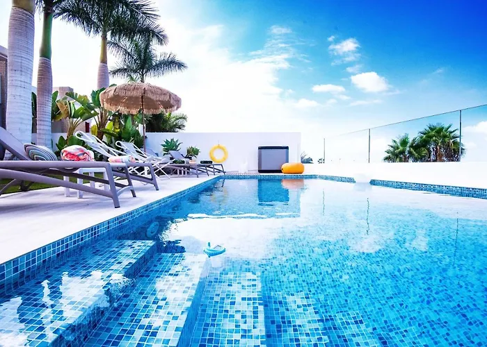 Caleta Golf Вілла *