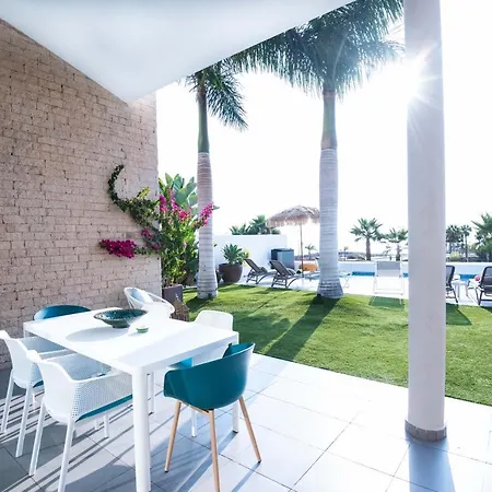 Caleta Golf Вилла Адехе