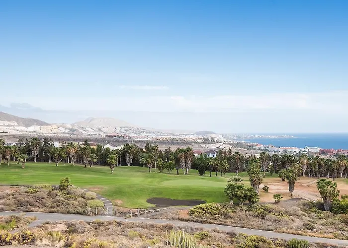 Caleta Golf Адехе